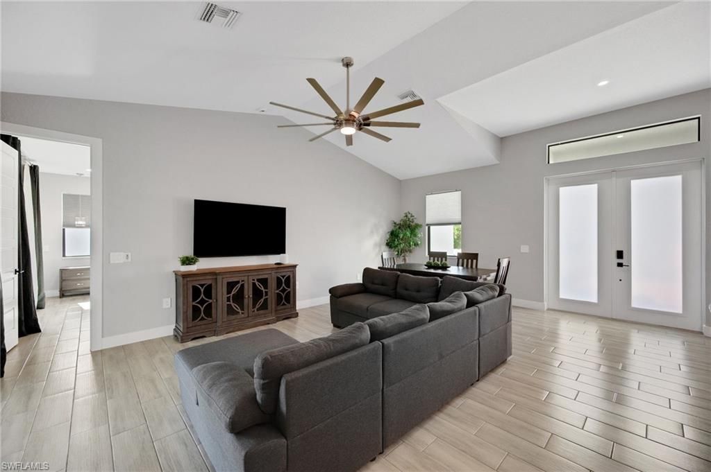 4618 Catalina Ln , Bonita Springs, FL 34134 Photo