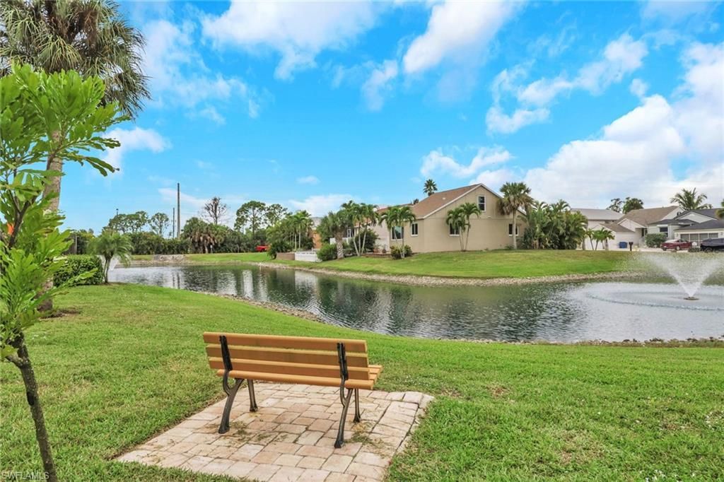 6085 Lake Front Dr, Fort Myers, FL 33908 Photo