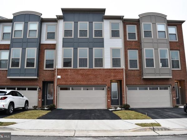 42452 DOGWOOD GLEN SQUARE , STERLING, VA 20166