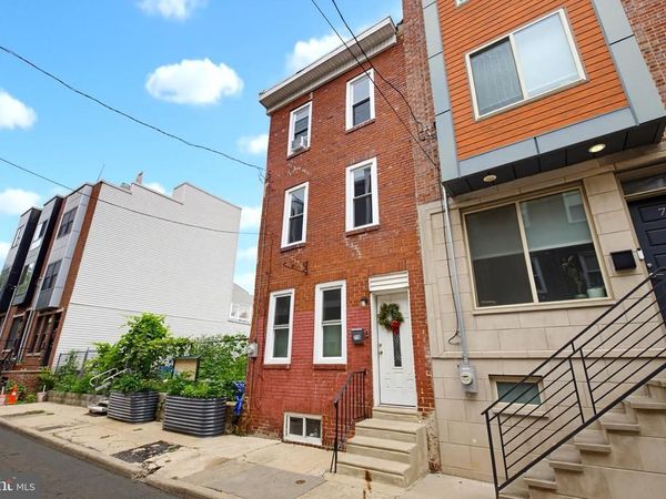 715 EMILY STREET, PHILADELPHIA, PA 19148