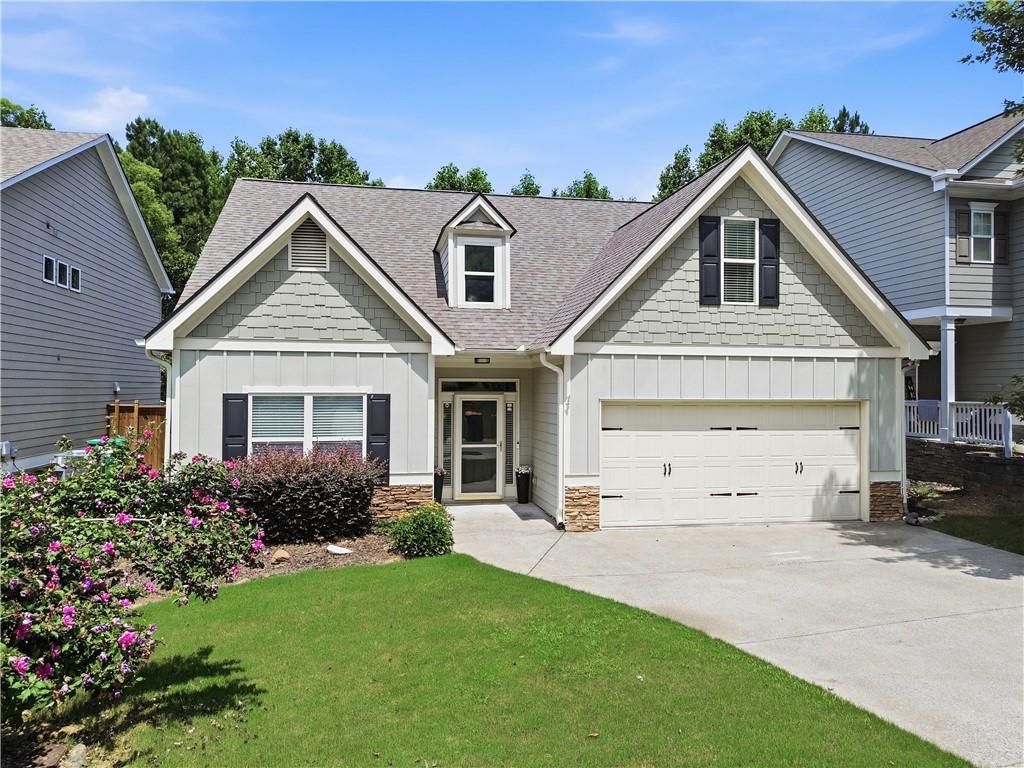 643 Royal Crest Court, Canton, GA 30115 Main Photo