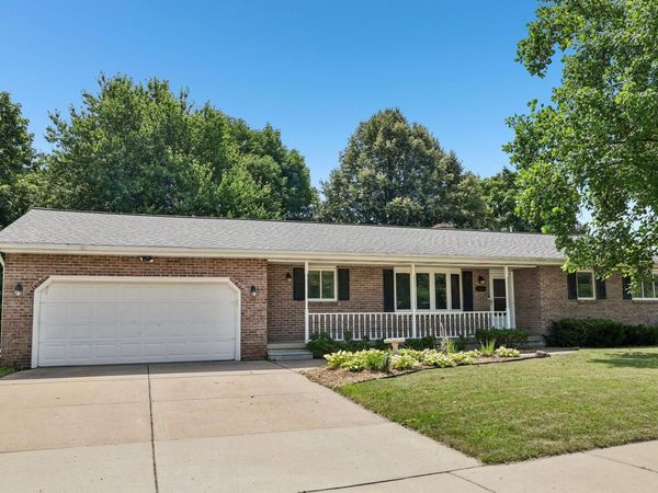 435 Baitinger Court, Sun Prairie, WI 53590