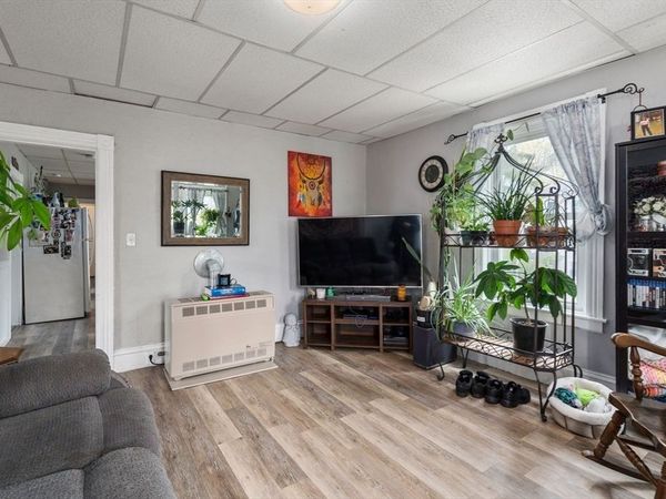34 Esther St, Unit 2, Worcester, MA 01607