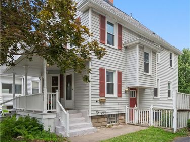 225 West Chestnut Street, East Rochester, NY 14445