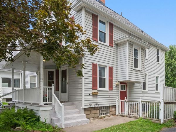 225 W Chestnut Street , East Rochester, NY 14445