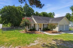 1102 Huger Street photo 4