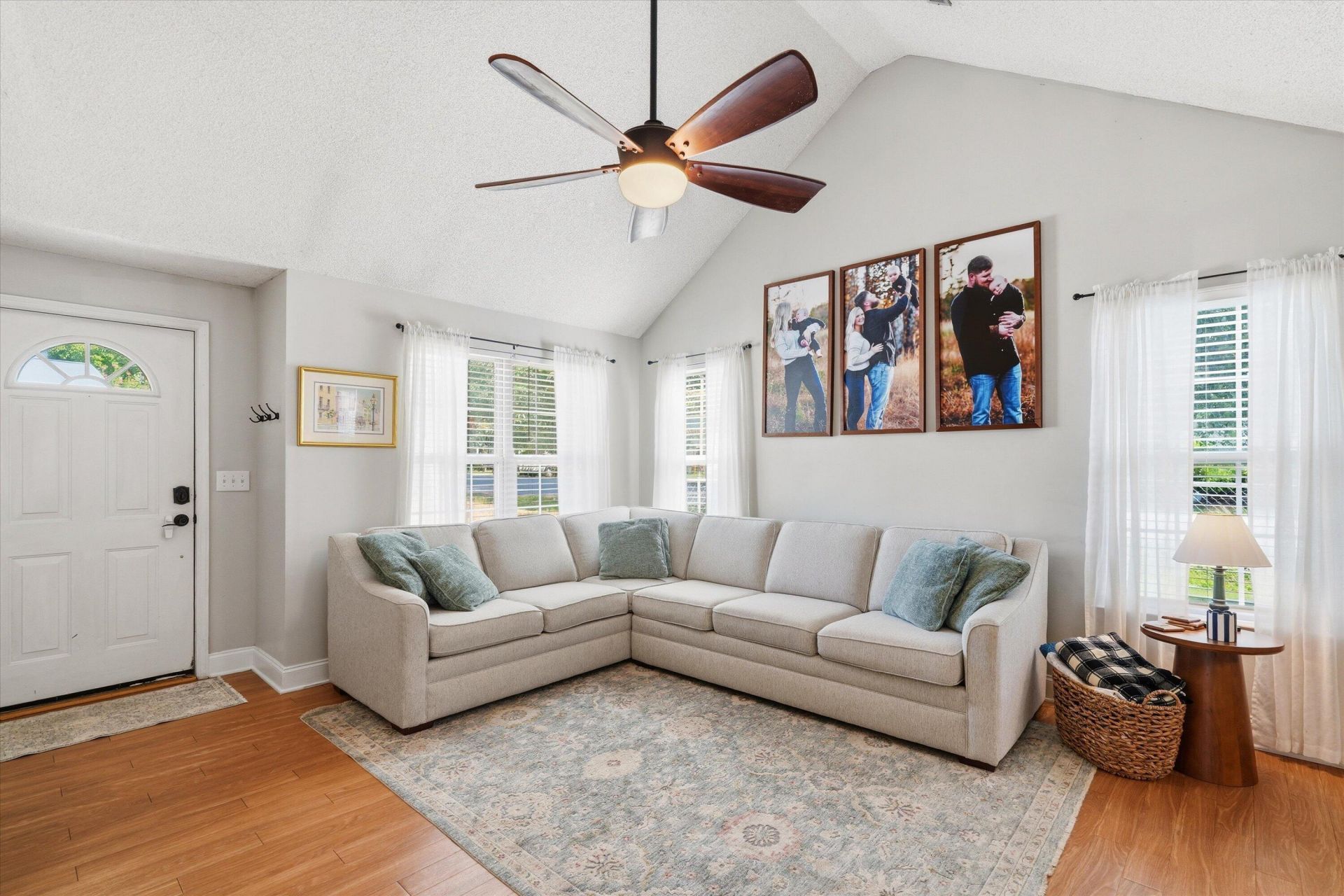 1102 Huger Street Photo 4