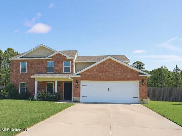65 Whisperwood Lane, Ocean Springs, MS 39564