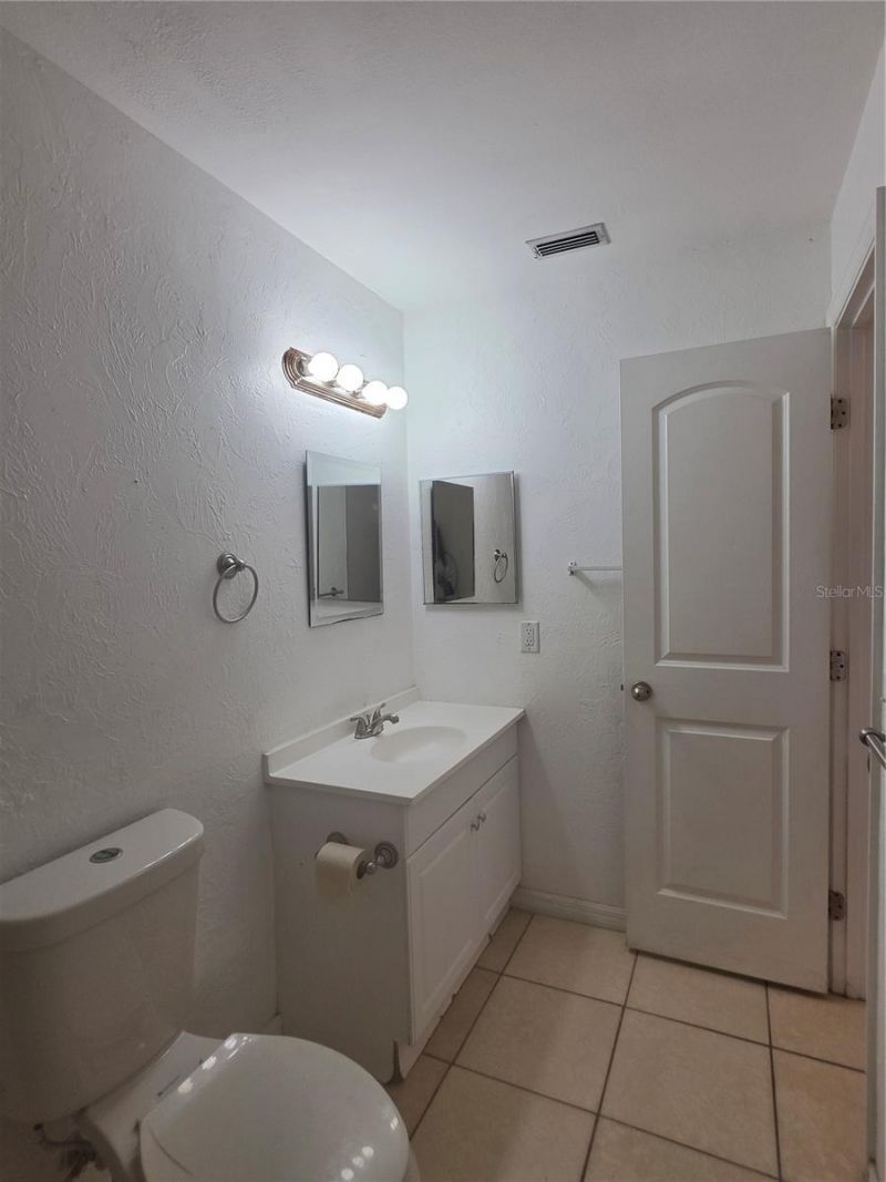5664 25th Street Circle E, Bradenton, FL 34203 Photo