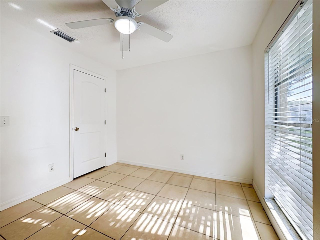 5664 25th Street Circle E, Bradenton, FL 34203 Photo
