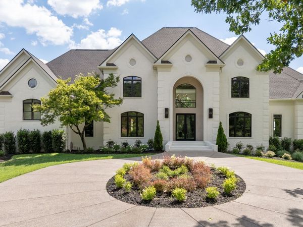 1219 Beech Hill Rd, Brentwood, TN 37027