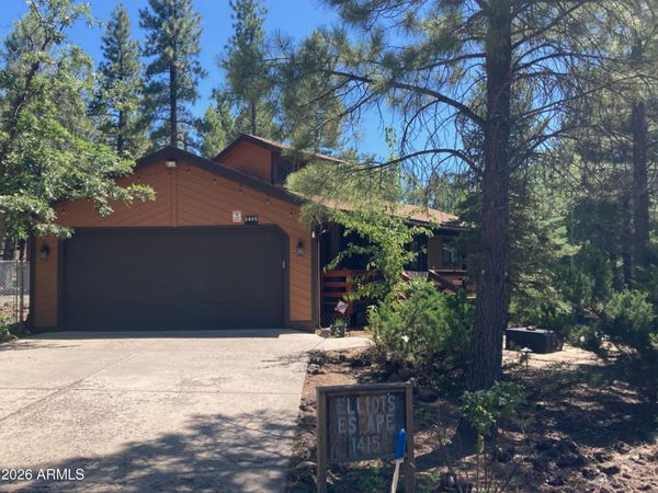 1415 E BOBCAT Drive, Munds Park, AZ 86017