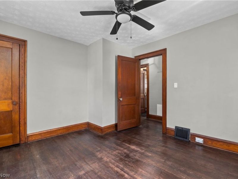 3249 W 100th Street, Cleveland, OH 44111 Photo 19