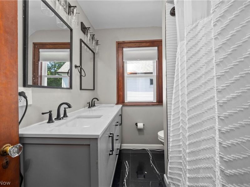 3249 W 100th Street, Cleveland, OH 44111 Photo 21