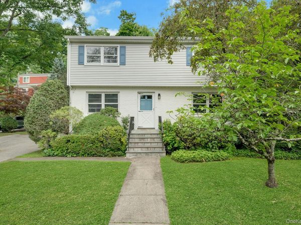 34 Dogwood Drive , Scarsdale, NY 10583
