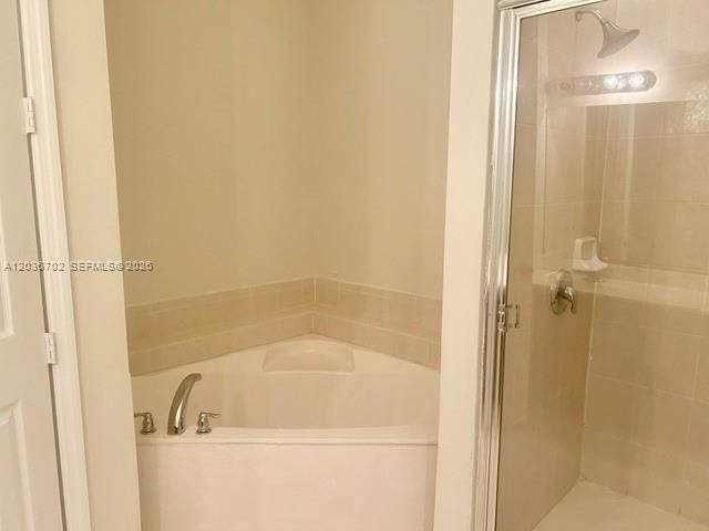 568 NE 35th Ave , Homestead, FL 33033 Photo