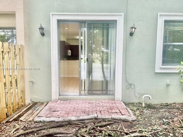 568 NE 35th Ave , Homestead, FL 33033 Photo