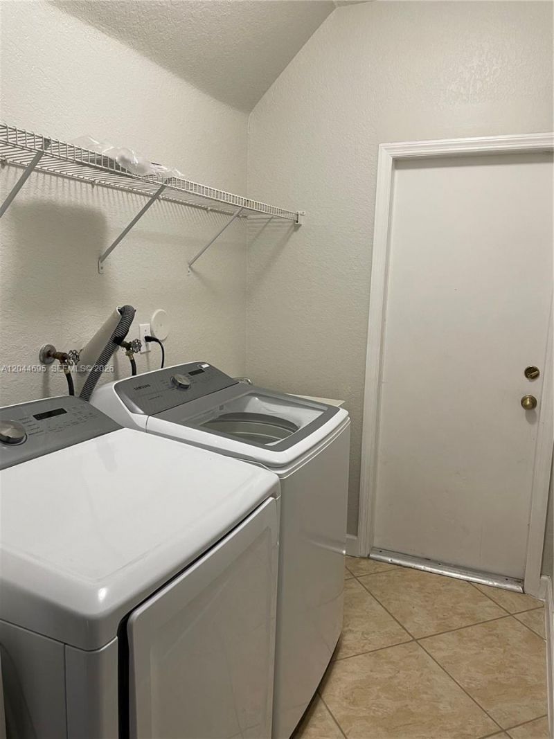 15431 SW 39th Ter , Miami, FL 33185 Photo