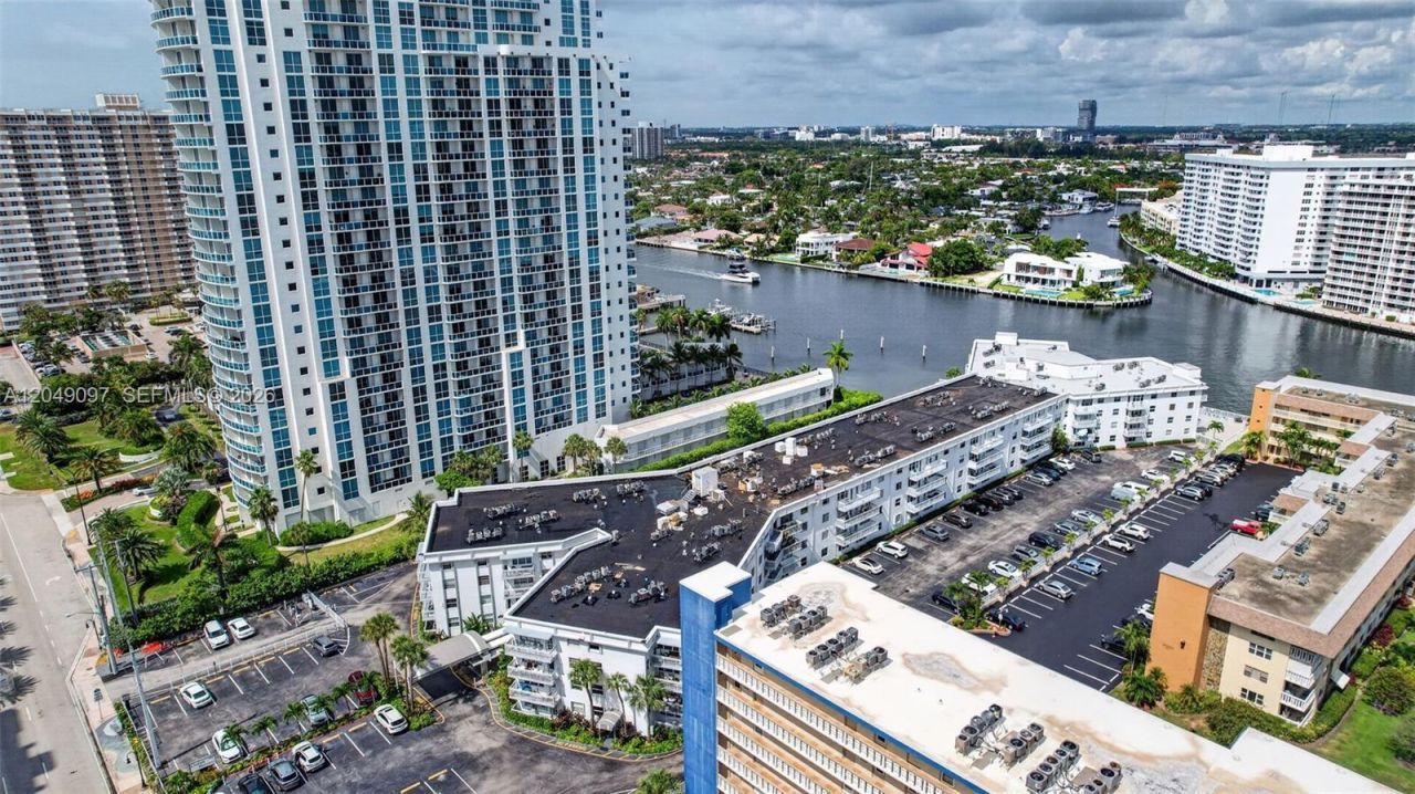 1913 S Ocean Dr , Unit 225, Hallandale Beach, FL 33009 Photo