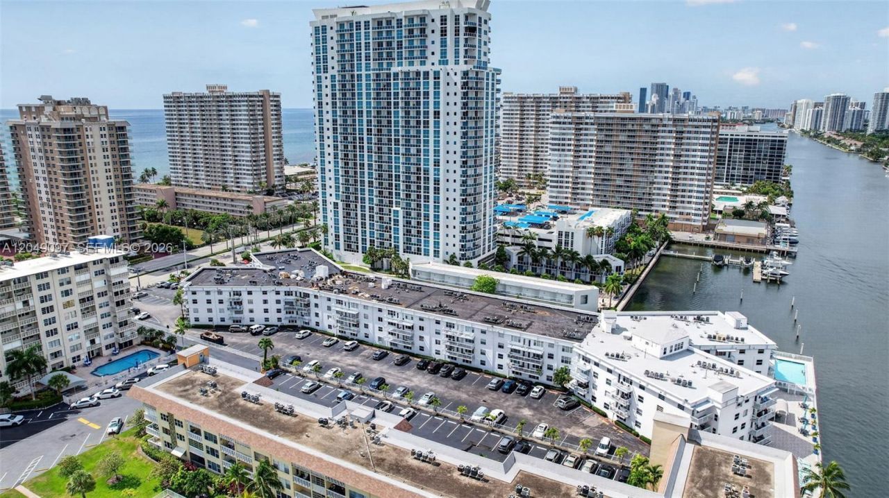 1913 S Ocean Dr , Unit 225, Hallandale Beach, FL 33009 Photo