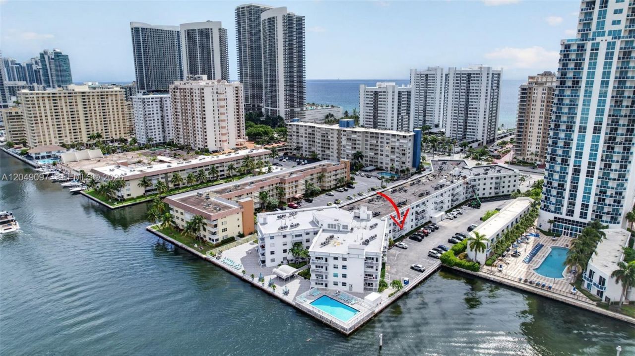 1913 S Ocean Dr , Unit 225, Hallandale Beach, FL 33009 Photo