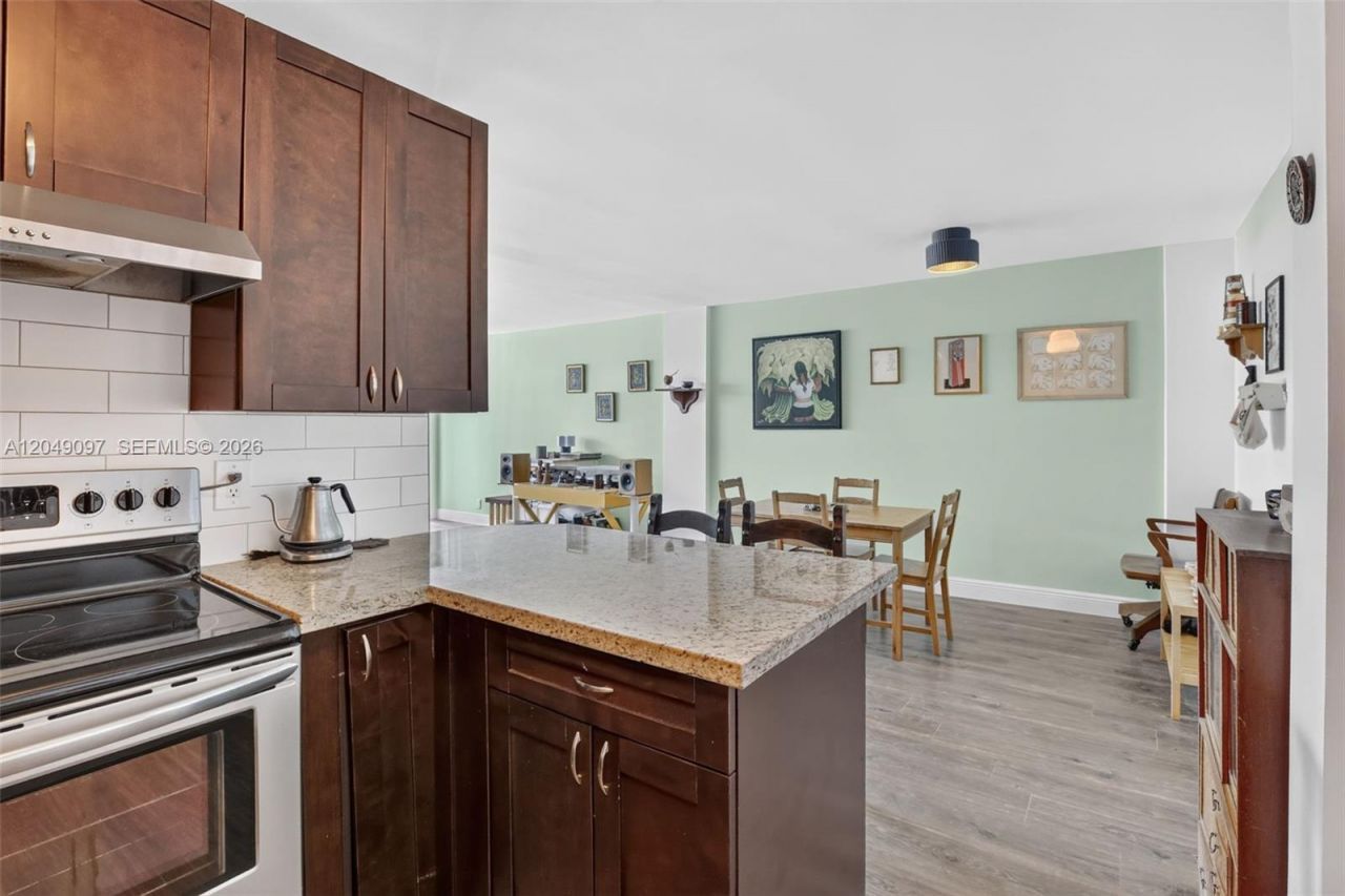 1913 S Ocean Dr , Unit 225, Hallandale Beach, FL 33009 Photo