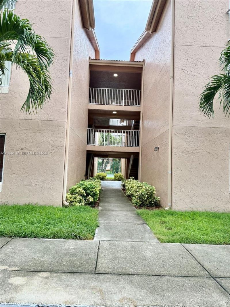 10521 SW 158th Ct , Unit 203, Miami, FL 33196 Photo