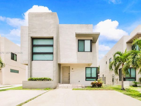 4390 E 10th Ave , Unit 4390, Hialeah, FL 33013