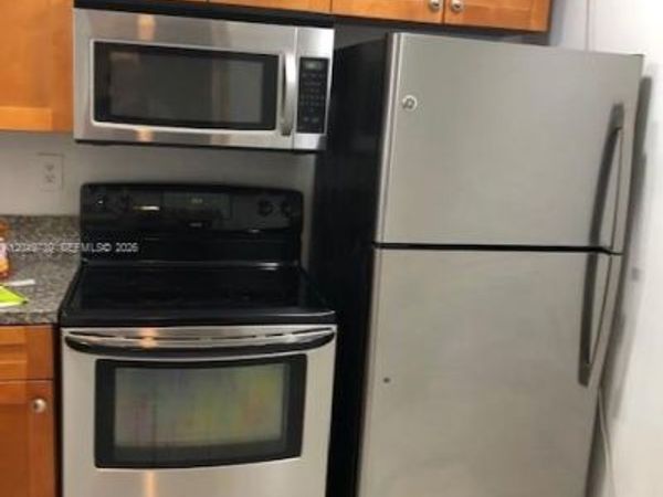 498 NW 165th St Rd , Unit D-304, Miami, FL 33169