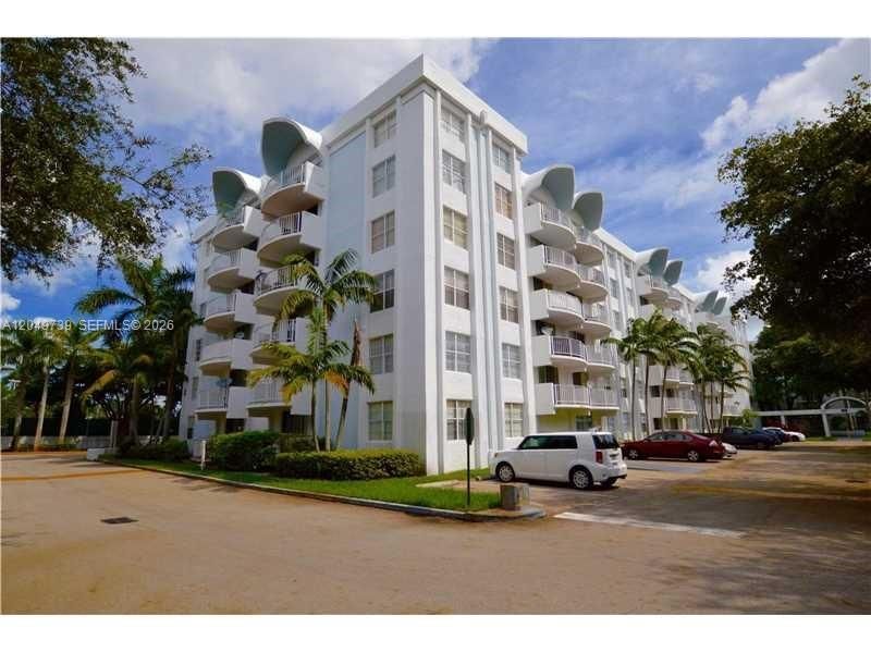 498 NW 165th St Rd , Unit D-304, Miami, FL 33169 Photo