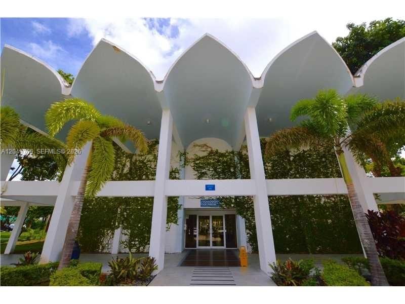 498 NW 165th St Rd , Unit D-304, Miami, FL 33169 Photo
