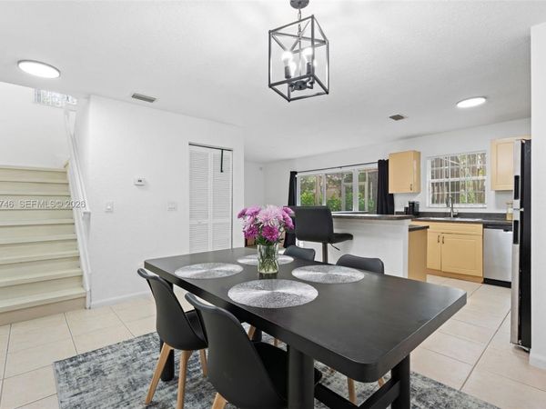 2303 SW 87th Ter, Miramar, FL 33025