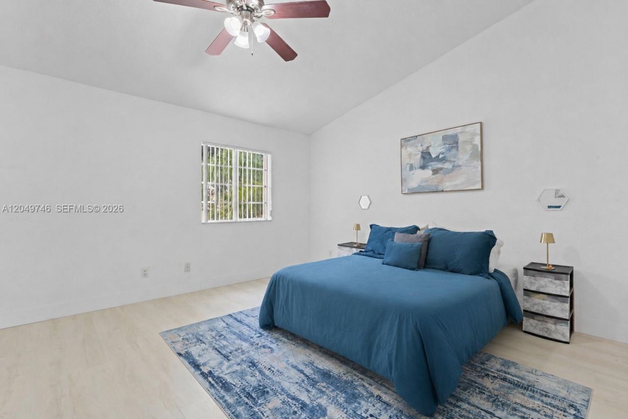 2303 SW 87th Ter, Miramar, FL 33025 Photo