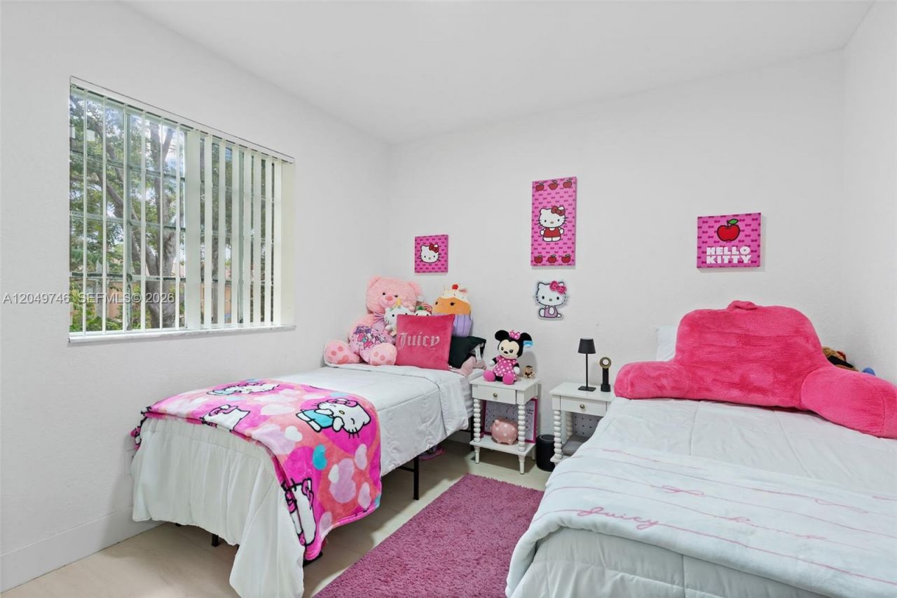 2303 SW 87th Ter , Miramar, FL 33025 Photo
