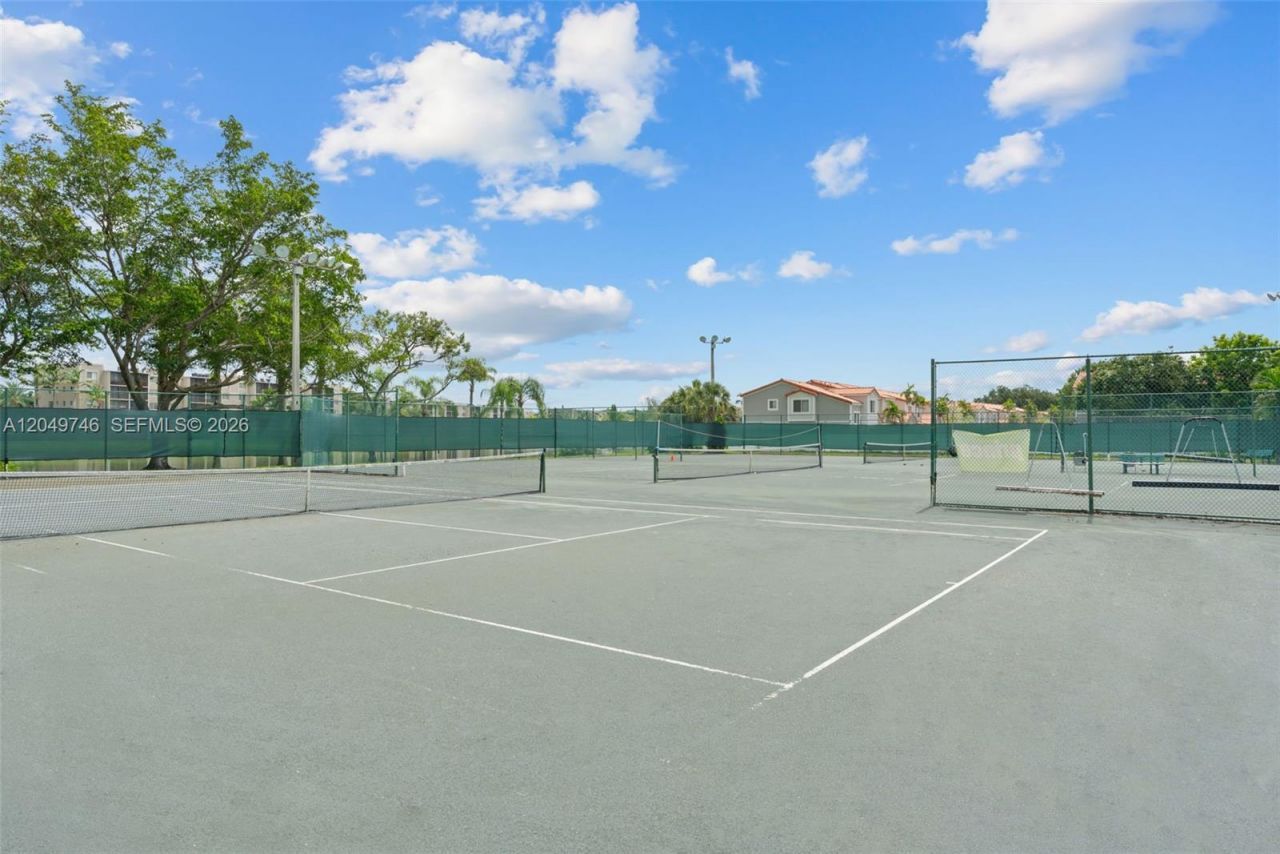 2303 SW 87th Ter , Miramar, FL 33025 Photo
