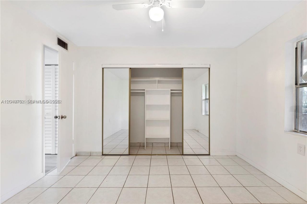 11219 SW 88th St , Unit C208, Miami, FL 33176 Photo