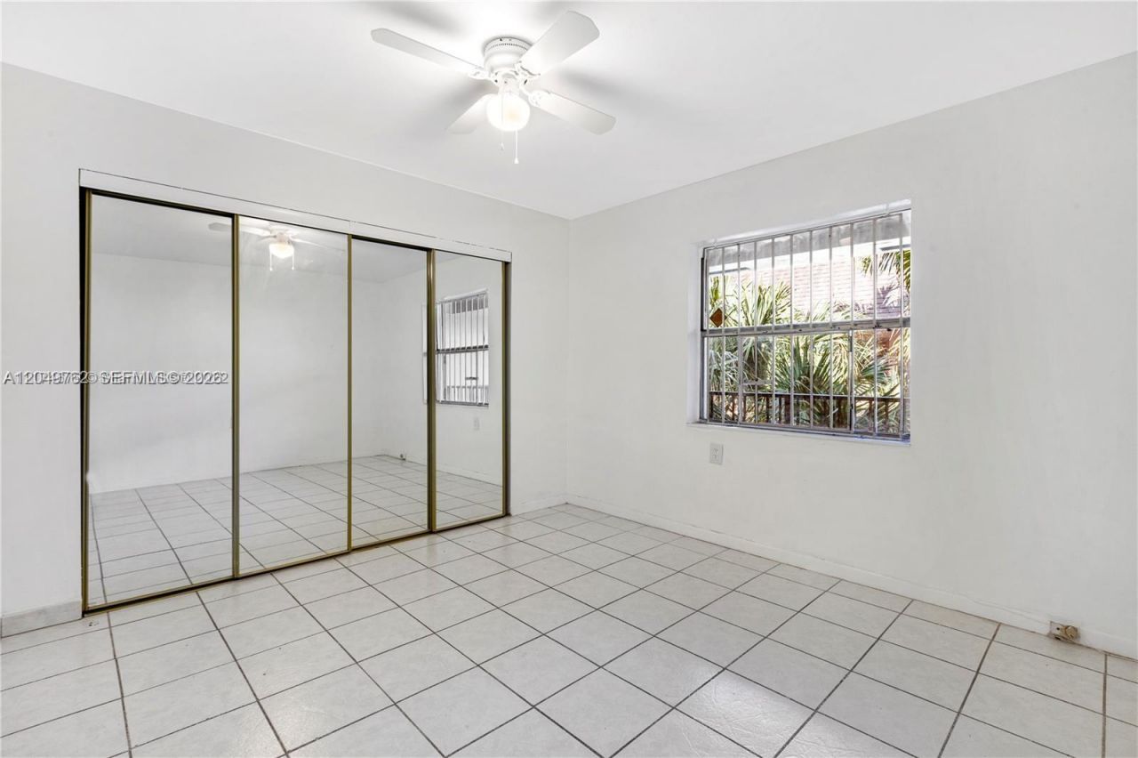 11219 SW 88th St , Unit C208, Miami, FL 33176 Photo
