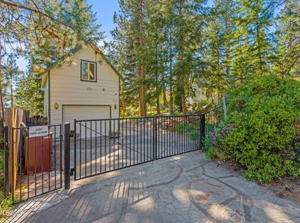 652 Freel Drive, Zephyr Cove, NV 89448 Photo