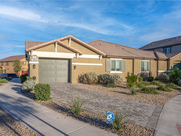 7890 Aurora Sky Street , Unit 2, North Las Vegas, NV 89084