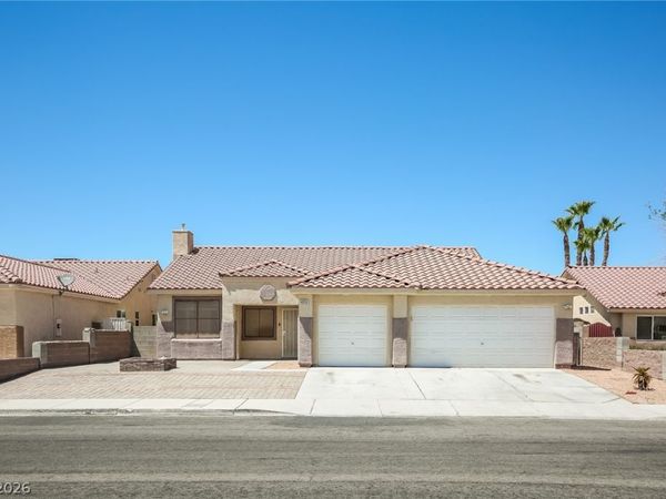 4036 W Delhi Avenue , North Las Vegas, NV 89032