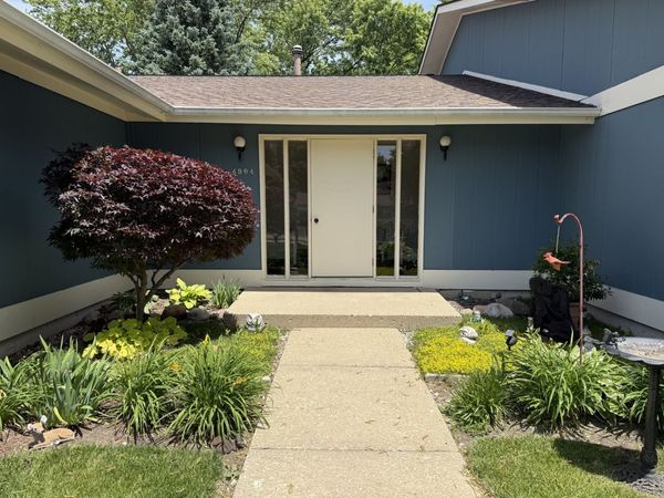 4904 W Oakwood Drive , Unit A, McHenry, IL 60050