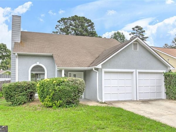 1039 Boardwalk Drive, Lawrenceville, GA 30044