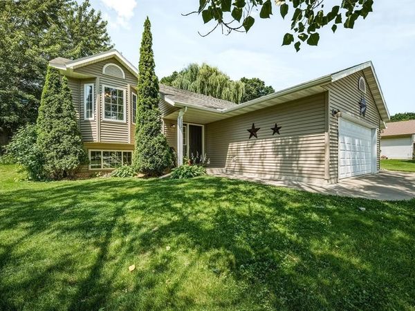 232 Lamans Lane, Eau Claire, WI 54703