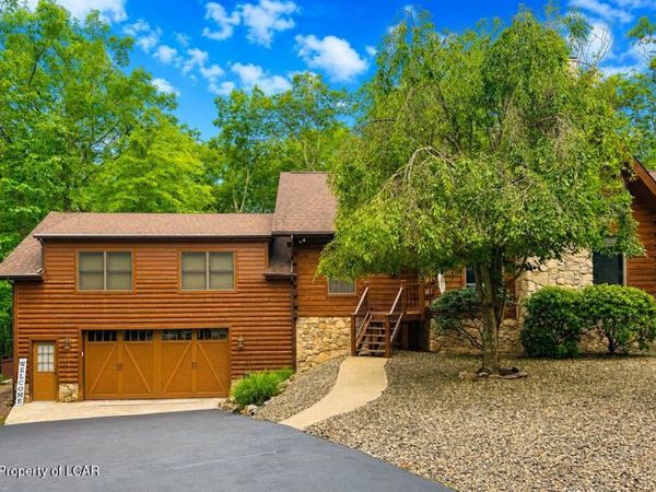 2034 Wichita Lane, Hazleton, PA 18202