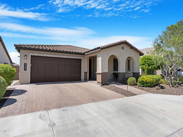 7417 W MAYA Way, Peoria, AZ 85383
