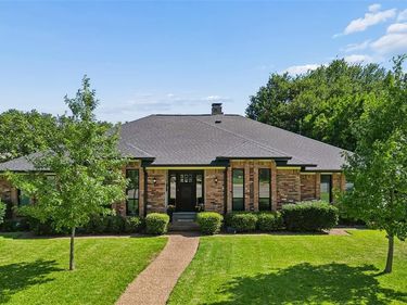 9212 Clover Valley Drive, Dallas, TX 75243