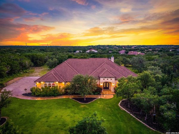 2573 BEAVER LN, New Braunfels, TX 78132