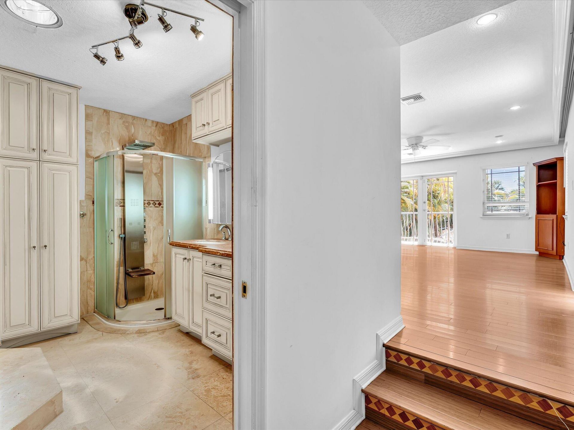 518 N Riverside Drive, Pompano Beach, FL 33062 Photo