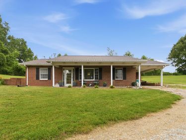 3065 Oak Hill Road, Bethelridge, KY 42516
