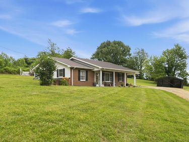 3065 Oak Hill Road, Bethelridge, KY 42516
